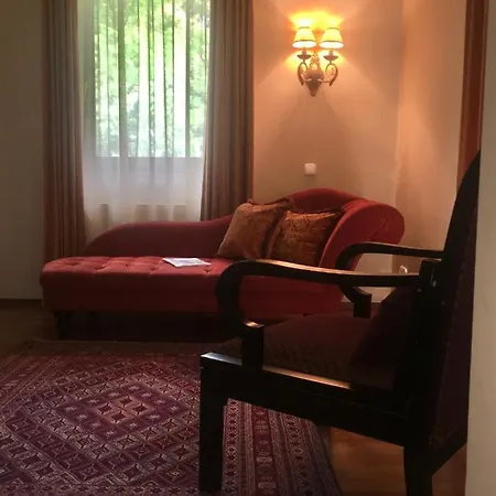 Haz Az Erdo Szelen Bánk