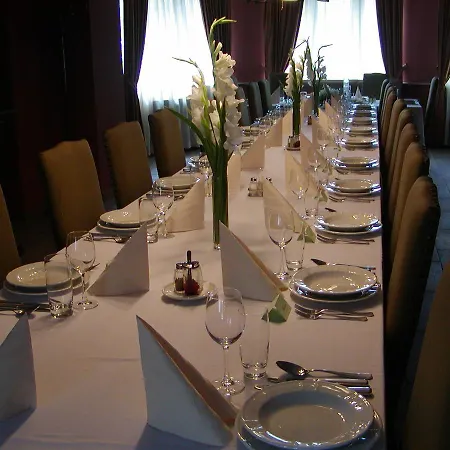 Hotell Haz Az Erdo Szelen