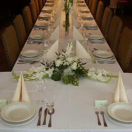 Haz Az Erdo Szelen *