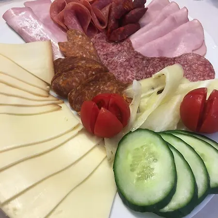 Hotell Haz Az Erdo Szelen *