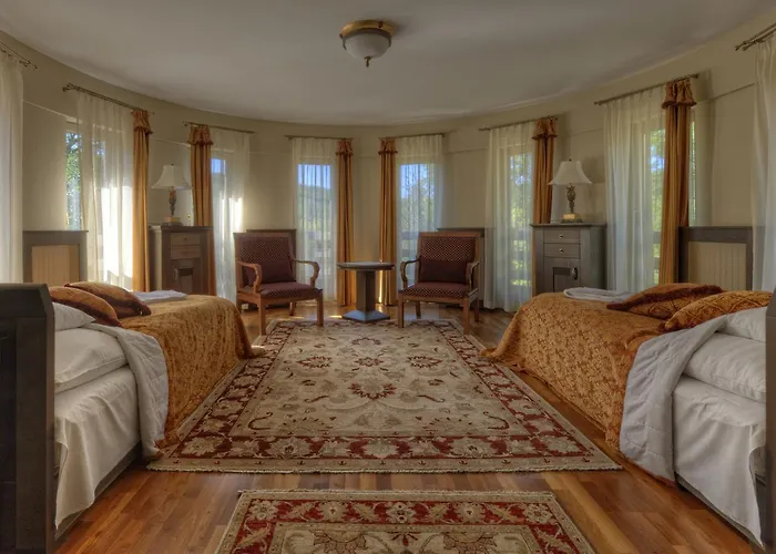 Haz Az Erdo Szelen Hotel