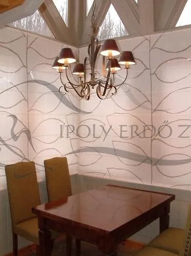 Haz Az Erdo Szelen Hotel